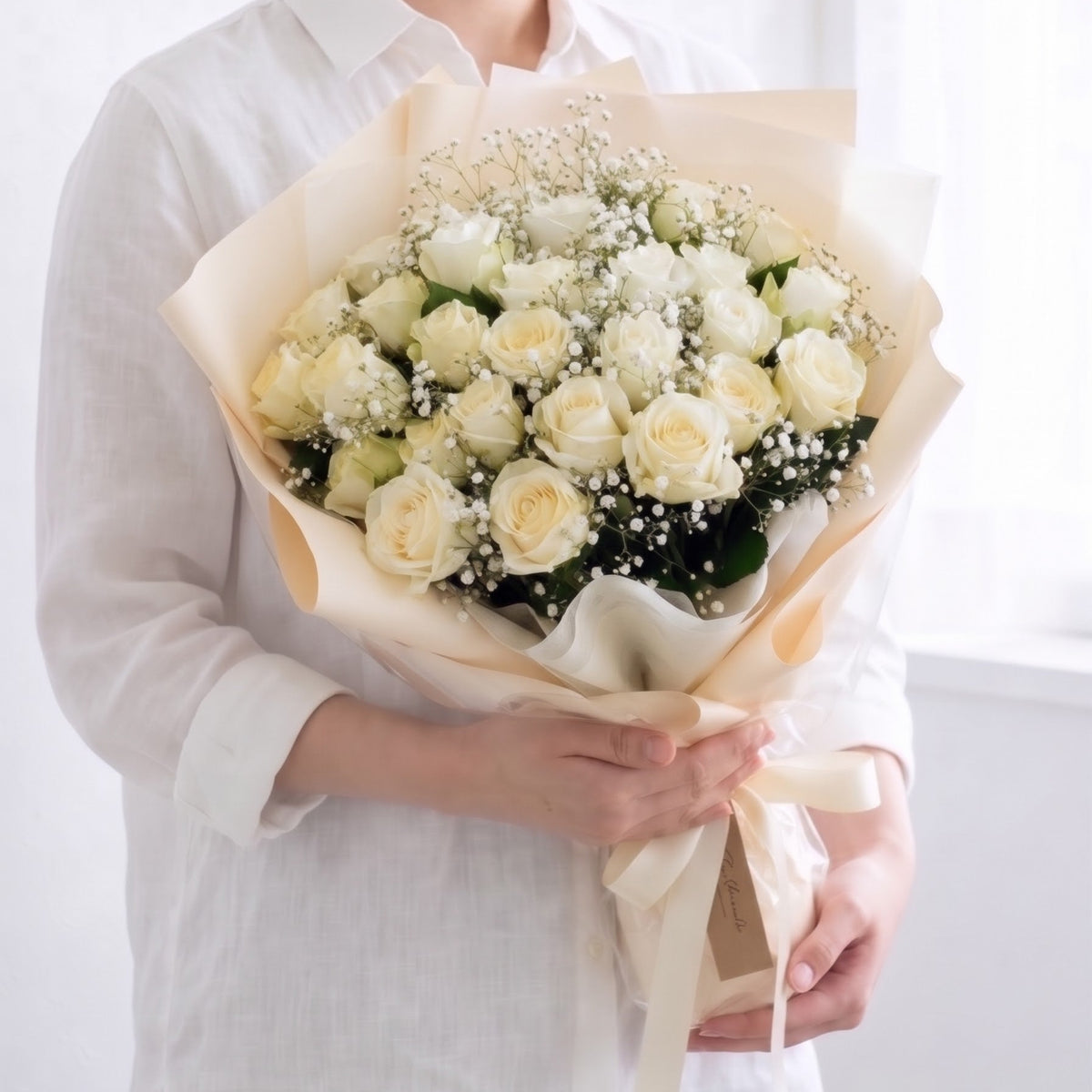 白薔薇20本の花束(かすみ草あり) ホーリーホワイト