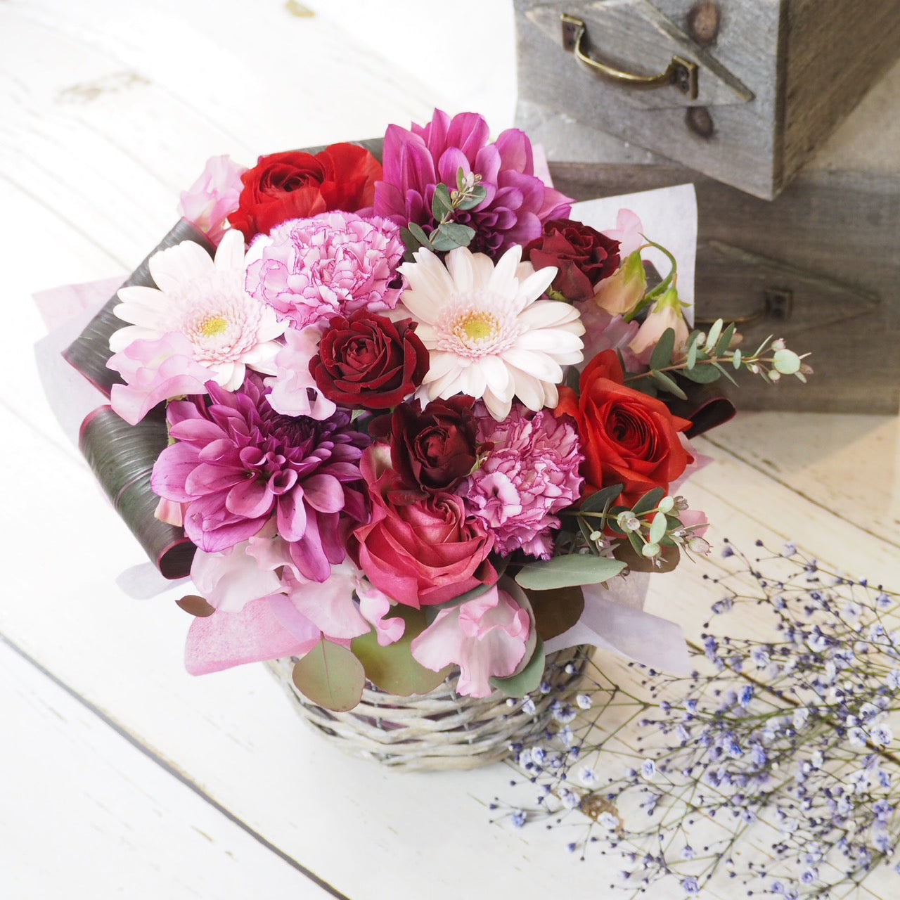 バンビーノの季節感じるアレンジメント Sサイズ