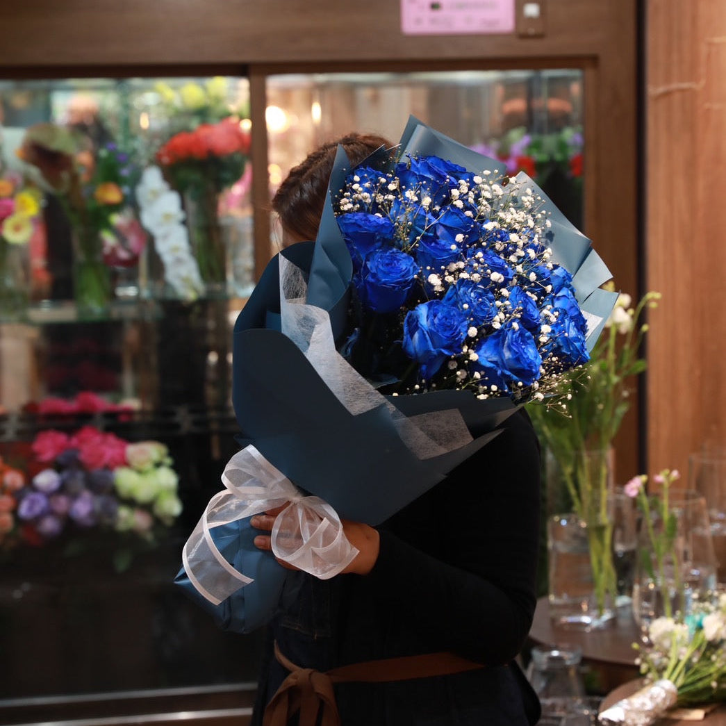 青薔薇の花束30本 『花言葉 私の愛は変わらない』 – Bambino