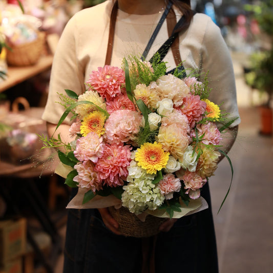 季節のお花のアレンジメント Lサイズ