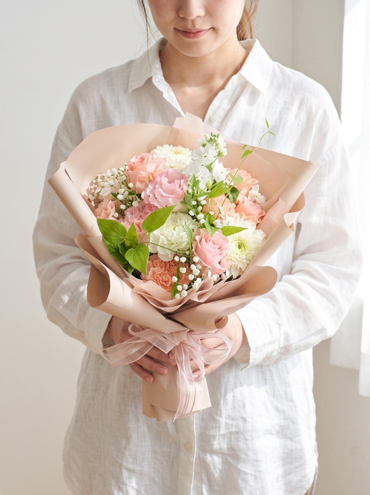 バンビーノの季節感じる花束 縦長Mサイズ
